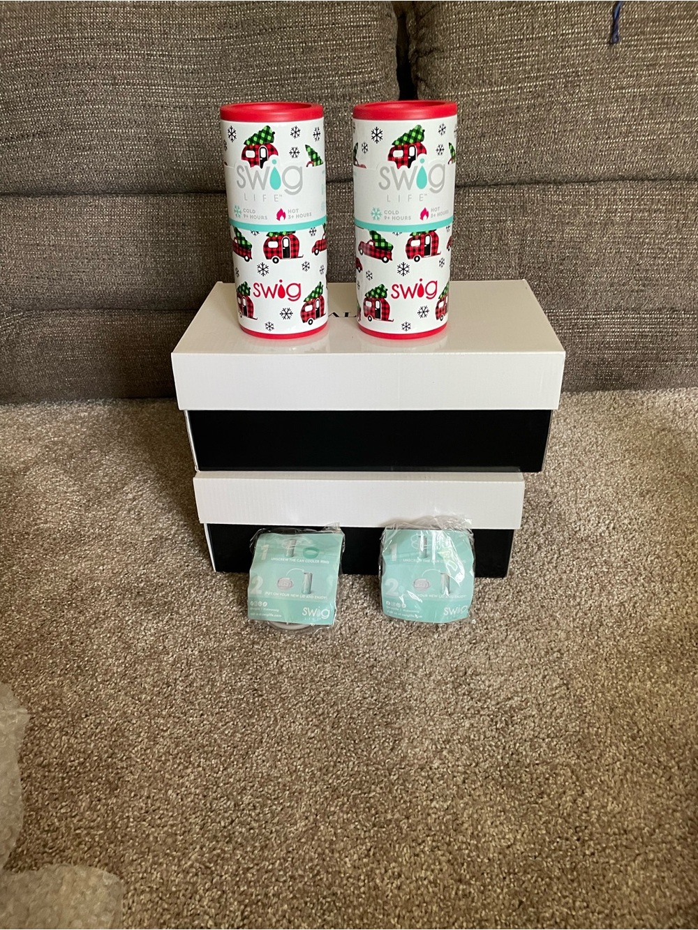 Holiday Tumbler Set — Red & White Festive Design